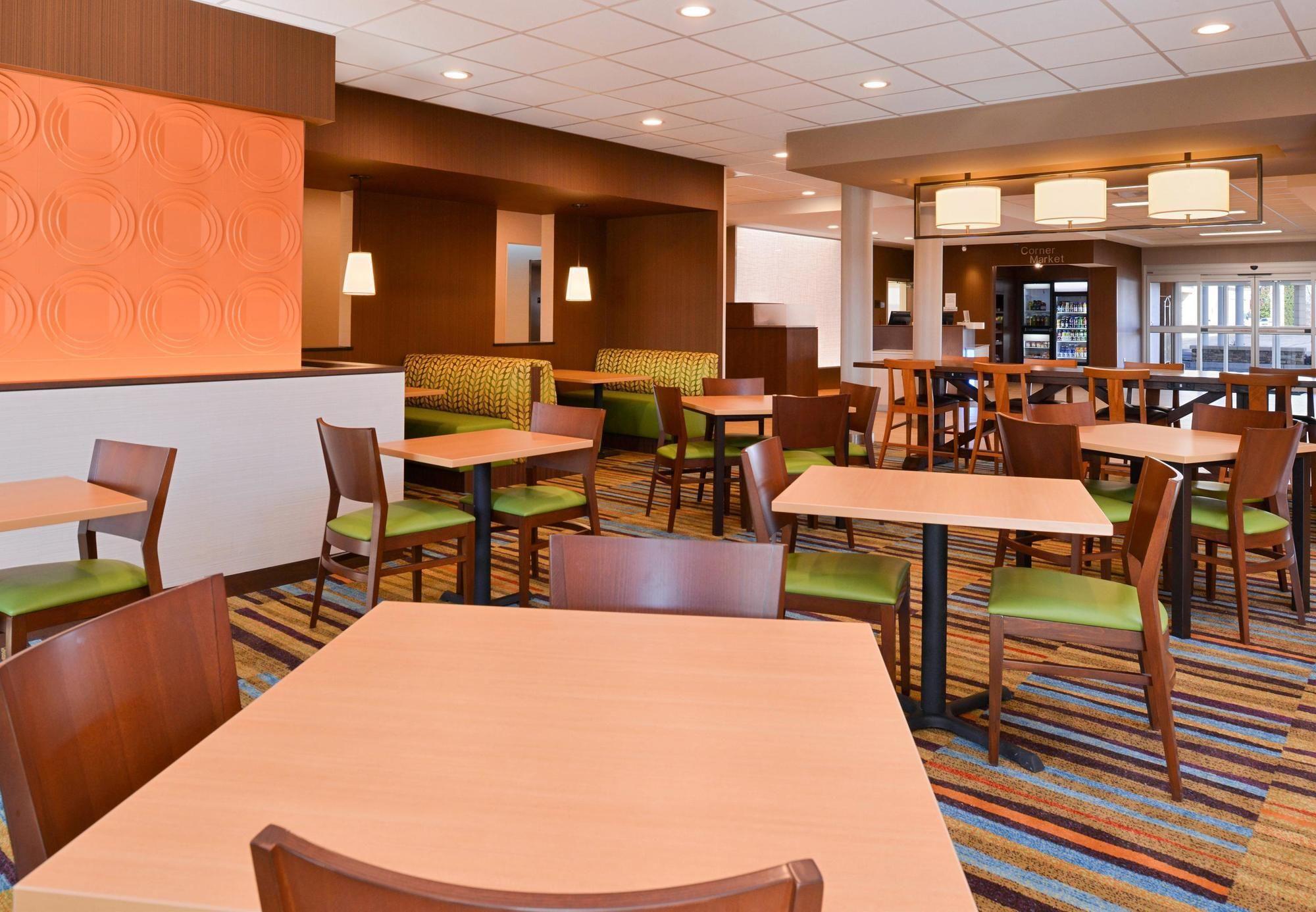 Fairfield Inn & Suites By Marriott Martinsburg Exterior foto